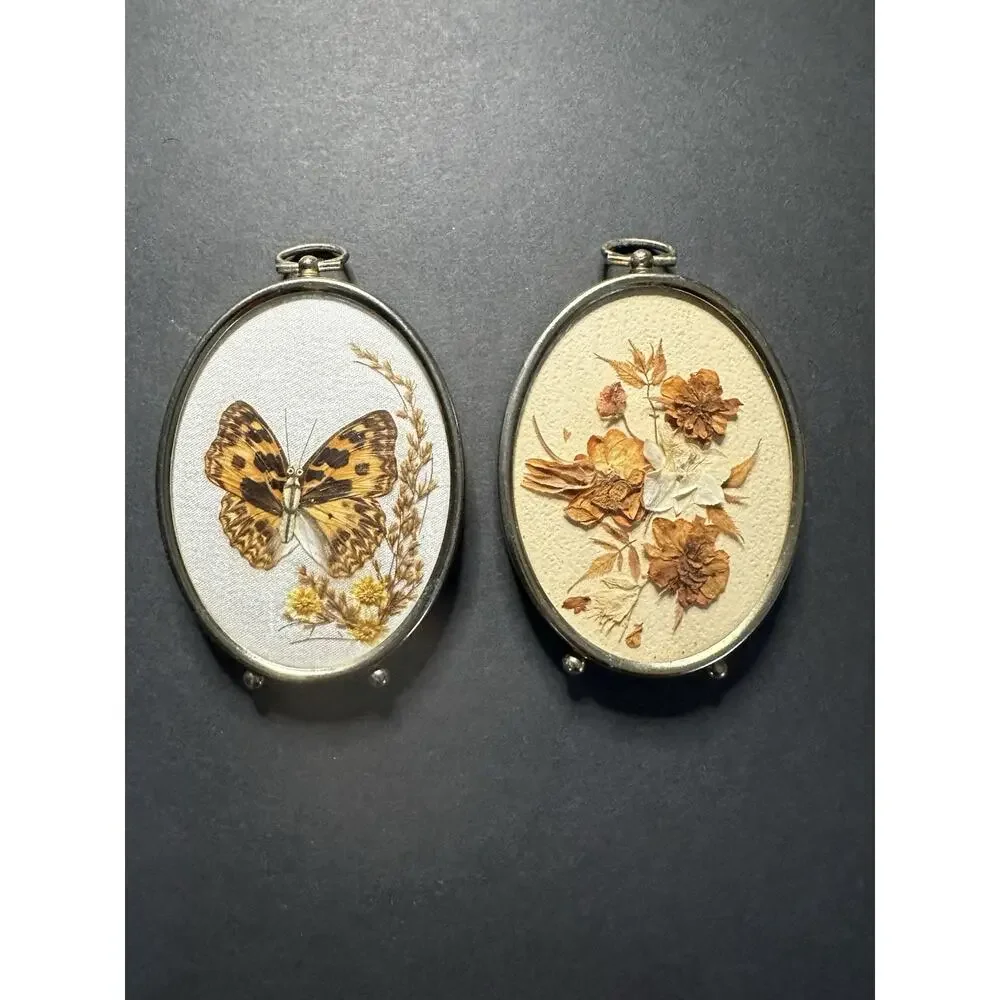 Unmarked charming pair